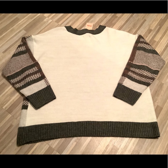 EVRI Size 2X, Women Plus Size Sweater, Thick - Picture 6 of 8
